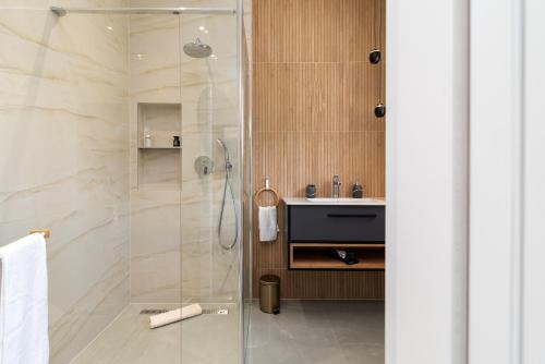 Apartments with parking space Mastrinka - Ciovo - 23789