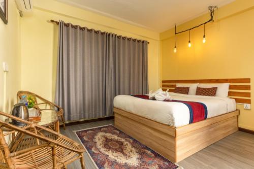 Postel nebo postele na pokoji v ubytování Thamel Hotel & Spa