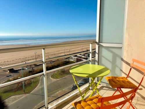 Appartement refait à neuf, vue océan, 6 personnes - FR-1-323-562