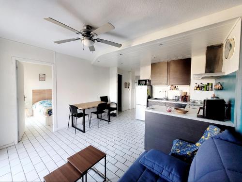 T2 moderne 4 pers, balcon proche plage, parking dispo
