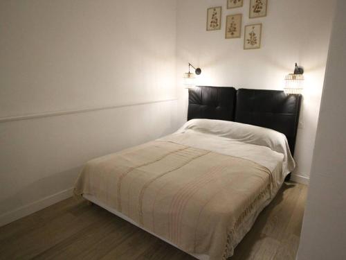 Photo de la galerie de l'établissement T3 Centre Luchon avec Parking pour 4 Pers - FR-1-313-240, à Luchon