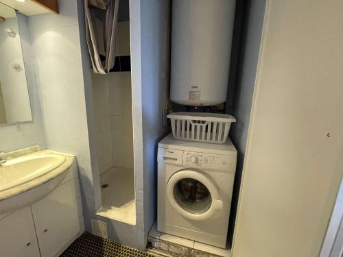 Appartement avec piscine, animaux admis, parking, plage à Port Camargue, 4 pers.