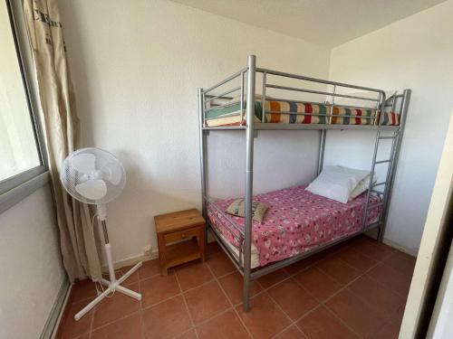Appartement avec piscine, animaux admis, parking, plage à Port Camargue, 4 pers.