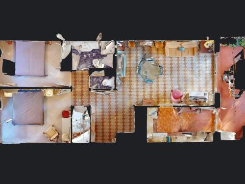 une vue de tête sur une cuisine et un salon dans l'établissement 3P calme climatisé avec terrasse, vue mer et parking - FR-1-196-373, à Menton