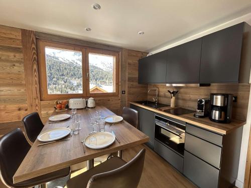 Appartement contemporain proche des pistes, Méribel - FR-1-180-654
