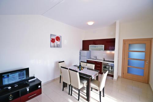 Galeriebild der Unterkunft Apartments Ivana in Sveti Filip i Jakov
