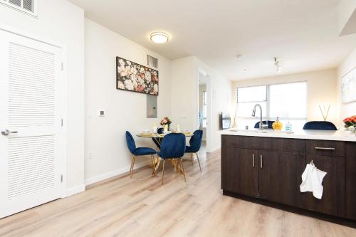 Dapur atau dapur kecil di ViewPoint Suites