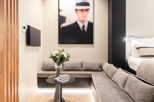 Luxury Suite 2BR in Charming Courtyard Le Marais