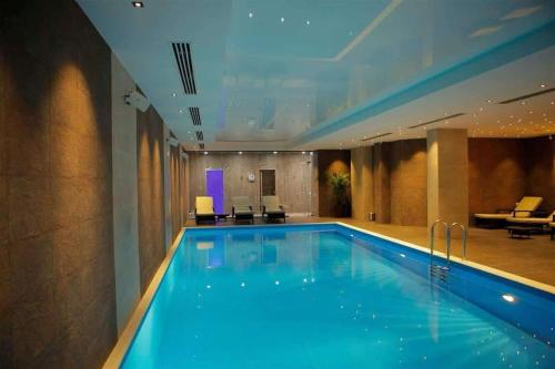 Πισίνα στο ή κοντά στο Orbi Palace Bakuriani Deluxe 420
