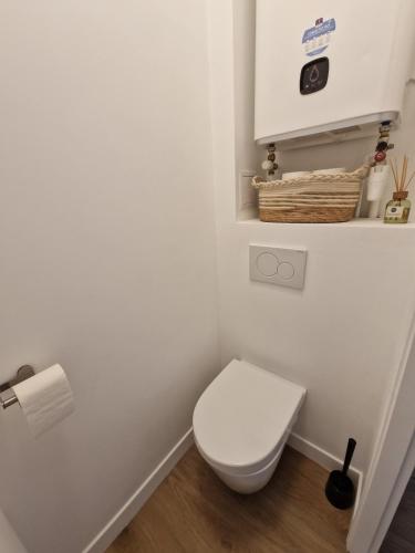 Ένα μπάνιο στο Joli appartement à Paimboeuf