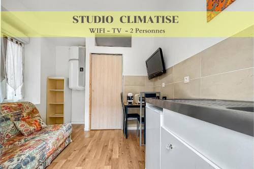 Studio lumineux avec clim et TV idéal pour couples