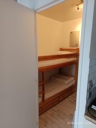 Photo de la galerie de l'établissement Studio cabine le grau du roi 6 min de la plage à pied, au Grau-du-Roi