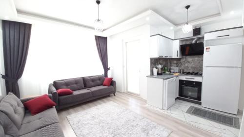 Η κουζίνα ή μικρή κουζίνα στο Your Cozy Home in Dalaman