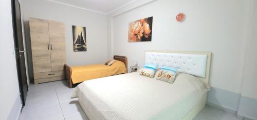 Photo de la galerie de l'établissement PERLA Apartment 3 - Seaview & Central, à Golem