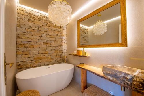 Kúpeľňa v ubytovaní Appartement prestigieux - Pied dans l'eau