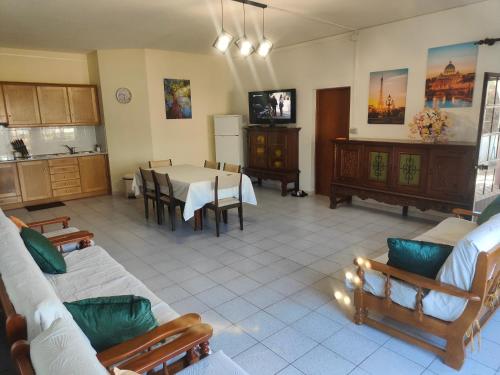 Kuchyň nebo kuchyňský kout v ubytování Appartement Armacao de Pera, Algarve