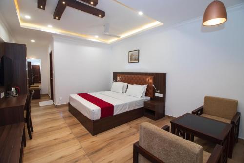 Una cama o camas en una habitación de Cloud Five