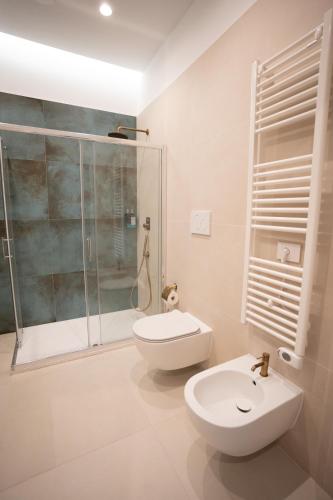 Ένα μπάνιο στο Suite Dreams Luxury