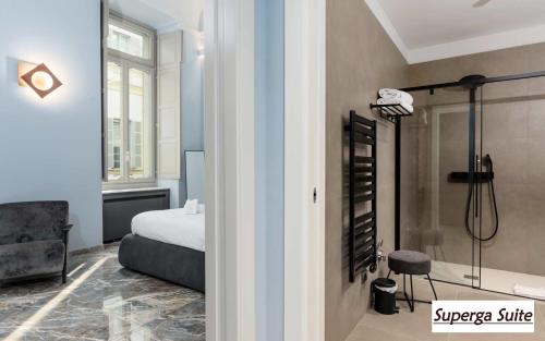 Ένα μπάνιο στο Q71 TIMELESS SUITES