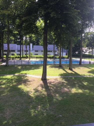 Πισίνα στο ή κοντά στο Apartment Acacia 105