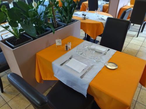 Εστιατόριο ή άλλο μέρος για φαγητό στο L'Orangerie