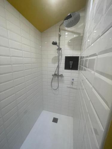 Cute Little House - 200 m gare - parking privé