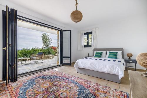 Elissaios-Brand New Renovated Pool Villa
