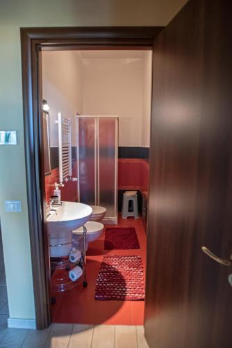 Koupelna v ubytování B&B LAVIKA PEDARA