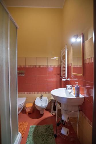 Koupelna v ubytování B&B LAVIKA PEDARA