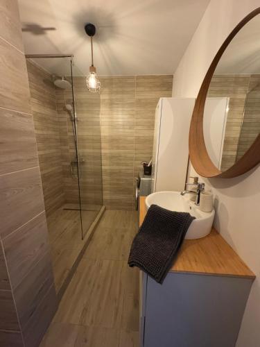 Bany a Summer cosmopolis