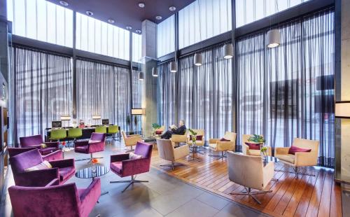 Posezení v ubytování Sercotel Boulevard Vitoria-Gasteiz