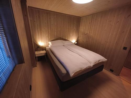 Gallery image of Hytte-14 - Close to Kvitfjell - linens included in Favang