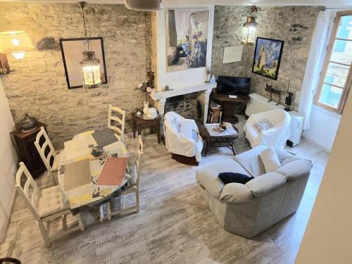 Charme au cœur de Beynac avec climatisation et parking privé - FR-1-616-462