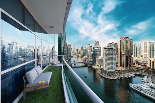 Panoramic Marina View - 1BR - Walk to the beach