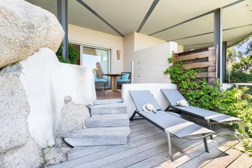 Gallery image of Hôtel Marina di cavu in Bonifacio