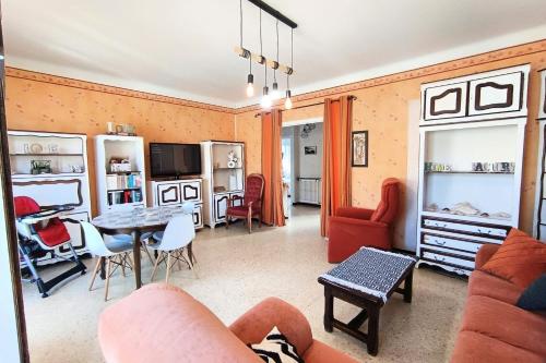 Charming 120 m house in Cabestany