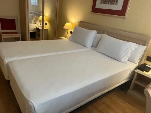 BYPILLOW Castellana photo 7