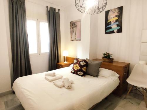 APARTAMENTO SAN LUIS. Plaza de Parking Gratis!!!