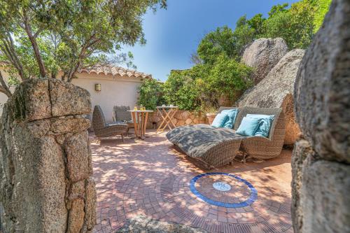 Gallery image of Hôtel Marina di cavu in Bonifacio