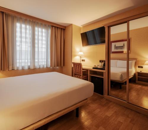 BYPILLOW Castellana photo 44