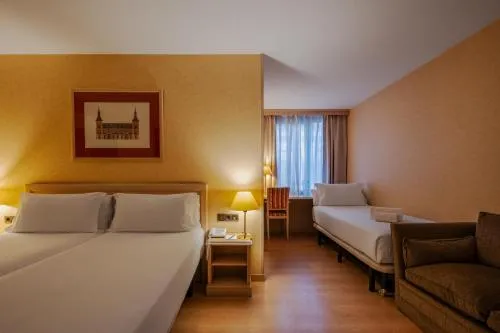 BYPILLOW Castellana photo 14