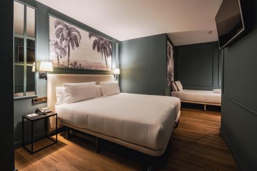 BYPILLOW Castellana photo 41