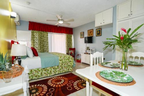 Posezení v ubytování Harmony Studio - Chrisanns Beach Resort Apt 18