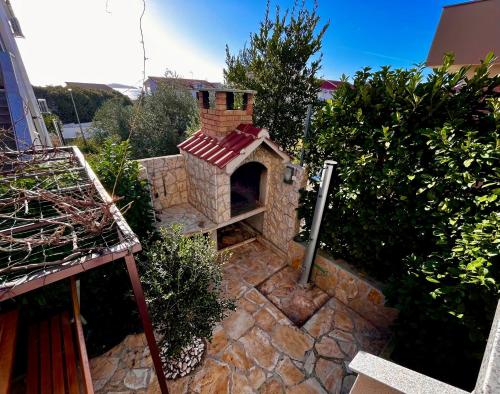 Apartments by the sea Rogoznica - 23714