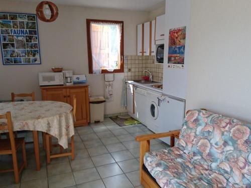 Appartement 2 pièces avec parking privé à La Salle-les-Alpes - FR-1-762-41