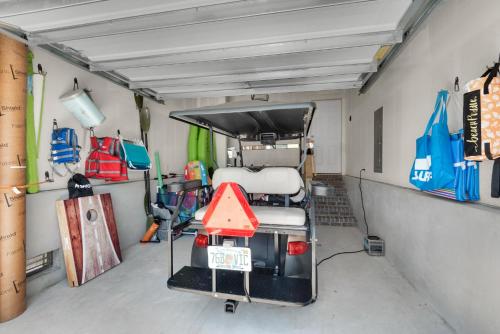 ペンサコーラにあるSea Haven at Serenity - New large home with Golf Cart and game room just mins from Beach!のギャラリーの写真