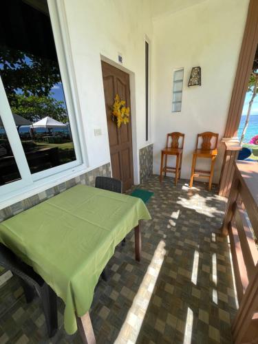 Posezení v ubytování Oceanfront Beach Resort