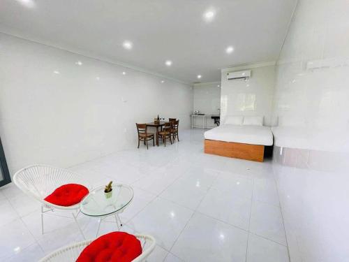 Kuchyň nebo kuchyňský kout v ubytování Căn Hộ Dương Đông town Hotel