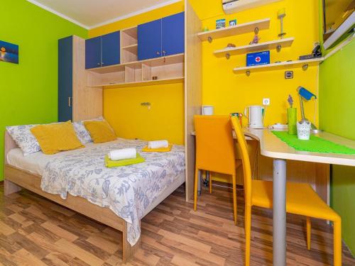 Apartment in Dramalj near Beach and Pool