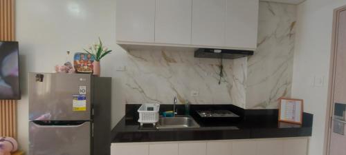 Dapur atau dapur kecil di SMDC Hill Residences, Unit 601